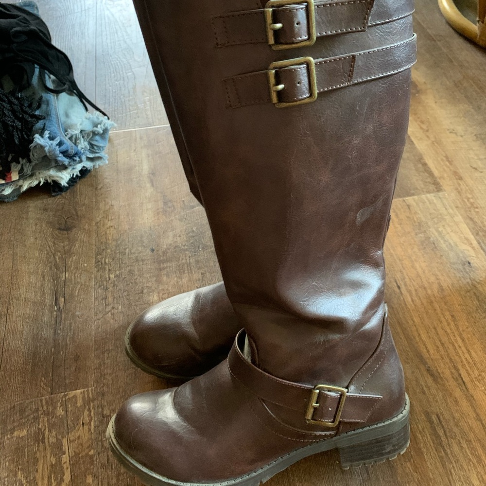 Soda tall boot.